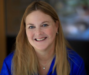 Dee Davis-1454-HR-Color cropped